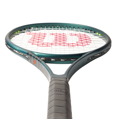 BLADE 104 V9